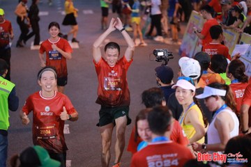 BƯỚC CHẠY CHÀO XUÂN THÀNH PHỐ QUẢNG NGÃI 2024 - Ảnh #1250029