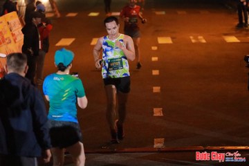 BƯỚC CHẠY CHÀO XUÂN THÀNH PHỐ QUẢNG NGÃI 2024 - Ảnh #1242632