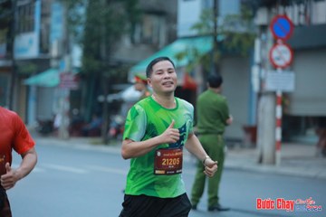 BƯỚC CHẠY CHÀO XUÂN THÀNH PHỐ QUẢNG NGÃI 2024 - Ảnh #1236998