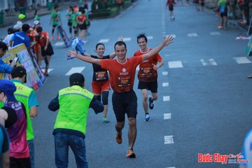 BƯỚC CHẠY CHÀO XUÂN THÀNH PHỐ QUẢNG NGÃI 2024 - Ảnh #1251233