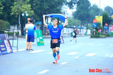 BƯỚC CHẠY CHÀO XUÂN THÀNH PHỐ QUẢNG NGÃI 2024 - Ảnh #1232973
