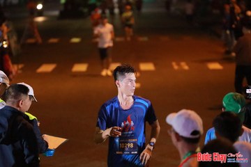 BƯỚC CHẠY CHÀO XUÂN THÀNH PHỐ QUẢNG NGÃI 2024 - Ảnh #1244092