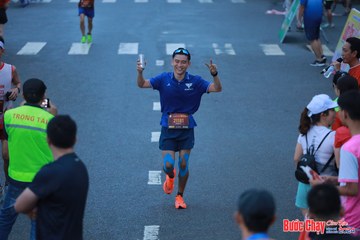BƯỚC CHẠY CHÀO XUÂN THÀNH PHỐ QUẢNG NGÃI 2024 - Ảnh #1251369