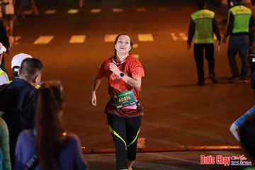 BƯỚC CHẠY CHÀO XUÂN THÀNH PHỐ QUẢNG NGÃI 2024 - Ảnh #1243935