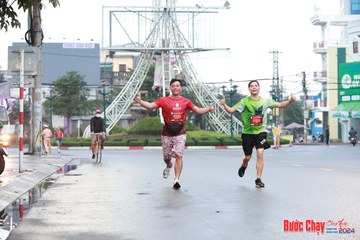BƯỚC CHẠY CHÀO XUÂN THÀNH PHỐ QUẢNG NGÃI 2024 - Ảnh #1230611