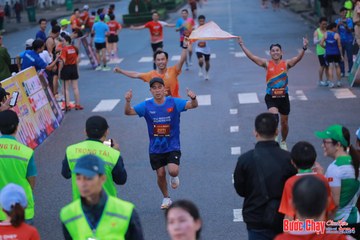 BƯỚC CHẠY CHÀO XUÂN THÀNH PHỐ QUẢNG NGÃI 2024 - Ảnh #1250721