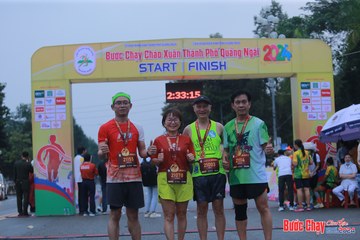 BƯỚC CHẠY CHÀO XUÂN THÀNH PHỐ QUẢNG NGÃI 2024 - Ảnh #1221966