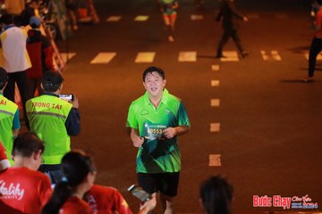 BƯỚC CHẠY CHÀO XUÂN THÀNH PHỐ QUẢNG NGÃI 2024 - Ảnh #1248704