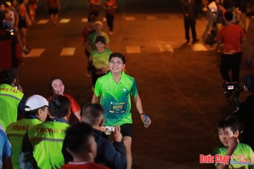 BƯỚC CHẠY CHÀO XUÂN THÀNH PHỐ QUẢNG NGÃI 2024 - Ảnh #1247391