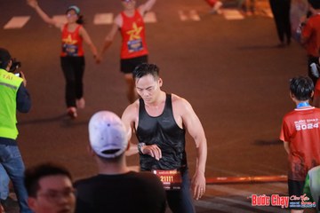 BƯỚC CHẠY CHÀO XUÂN THÀNH PHỐ QUẢNG NGÃI 2024 - Ảnh #1249412