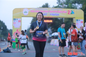 BƯỚC CHẠY CHÀO XUÂN THÀNH PHỐ QUẢNG NGÃI 2024 - Ảnh #1221469