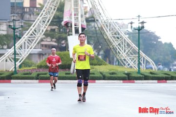 BƯỚC CHẠY CHÀO XUÂN THÀNH PHỐ QUẢNG NGÃI 2024 - Ảnh #1230968