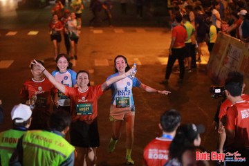 BƯỚC CHẠY CHÀO XUÂN THÀNH PHỐ QUẢNG NGÃI 2024 - Ảnh #1248219