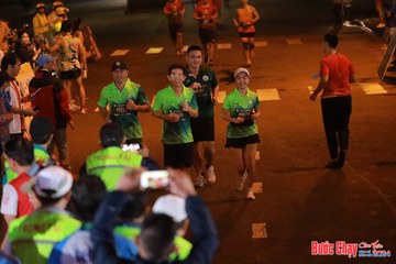 BƯỚC CHẠY CHÀO XUÂN THÀNH PHỐ QUẢNG NGÃI 2024 - Ảnh #1246839