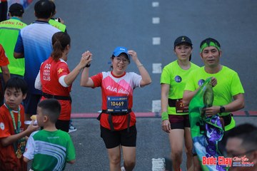 BƯỚC CHẠY CHÀO XUÂN THÀNH PHỐ QUẢNG NGÃI 2024 - Ảnh #1251604