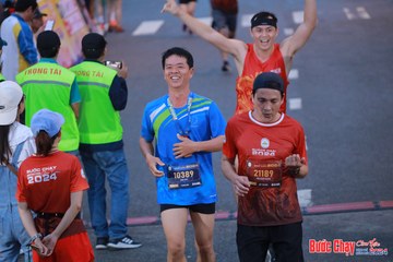 BƯỚC CHẠY CHÀO XUÂN THÀNH PHỐ QUẢNG NGÃI 2024 - Ảnh #1250784