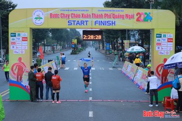 BƯỚC CHẠY CHÀO XUÂN THÀNH PHỐ QUẢNG NGÃI 2024 - Ảnh #1252109