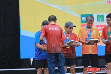BƯỚC CHẠY CHÀO XUÂN THÀNH PHỐ QUẢNG NGÃI 2024 - Ảnh #1233134