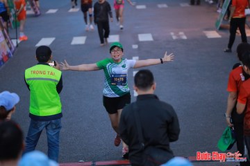 BƯỚC CHẠY CHÀO XUÂN THÀNH PHỐ QUẢNG NGÃI 2024 - Ảnh #1250584