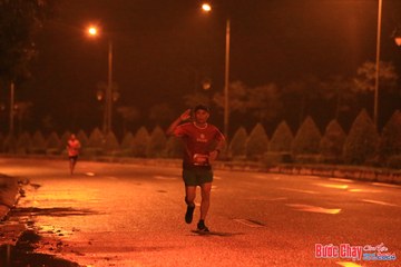 BƯỚC CHẠY CHÀO XUÂN THÀNH PHỐ QUẢNG NGÃI 2024 - Ảnh #1219685