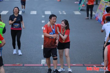 BƯỚC CHẠY CHÀO XUÂN THÀNH PHỐ QUẢNG NGÃI 2024 - Ảnh #1251877