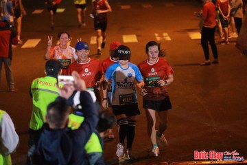 BƯỚC CHẠY CHÀO XUÂN THÀNH PHỐ QUẢNG NGÃI 2024 - Ảnh #1247199
