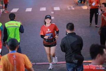 BƯỚC CHẠY CHÀO XUÂN THÀNH PHỐ QUẢNG NGÃI 2024 - Ảnh #1250176