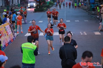BƯỚC CHẠY CHÀO XUÂN THÀNH PHỐ QUẢNG NGÃI 2024 - Ảnh #1250625