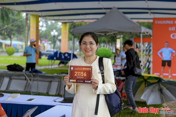 BƯỚC CHẠY CHÀO XUÂN THÀNH PHỐ QUẢNG NGÃI 2024 - Ảnh #1194861