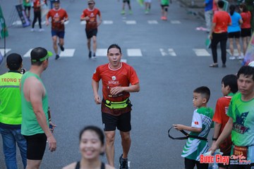 BƯỚC CHẠY CHÀO XUÂN THÀNH PHỐ QUẢNG NGÃI 2024 - Ảnh #1251824