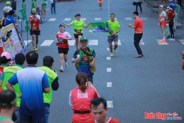 BƯỚC CHẠY CHÀO XUÂN THÀNH PHỐ QUẢNG NGÃI 2024 - Ảnh #1251584