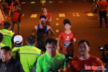 BƯỚC CHẠY CHÀO XUÂN THÀNH PHỐ QUẢNG NGÃI 2024 - Ảnh #1247613