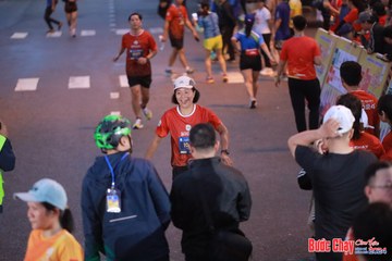 BƯỚC CHẠY CHÀO XUÂN THÀNH PHỐ QUẢNG NGÃI 2024 - Ảnh #1250158