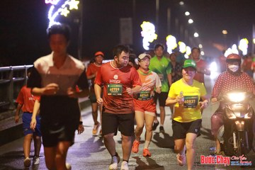 BƯỚC CHẠY CHÀO XUÂN THÀNH PHỐ QUẢNG NGÃI 2024 - Ảnh #1233027