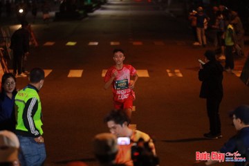 BƯỚC CHẠY CHÀO XUÂN THÀNH PHỐ QUẢNG NGÃI 2024 - Ảnh #1240797