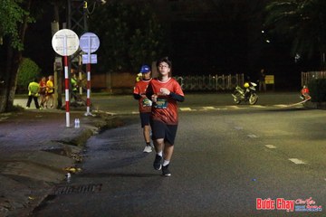 BƯỚC CHẠY CHÀO XUÂN THÀNH PHỐ QUẢNG NGÃI 2024 - Ảnh #1225065