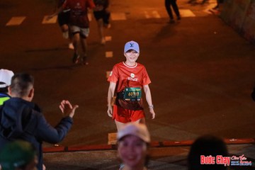 BƯỚC CHẠY CHÀO XUÂN THÀNH PHỐ QUẢNG NGÃI 2024 - Ảnh #1245213