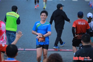 BƯỚC CHẠY CHÀO XUÂN THÀNH PHỐ QUẢNG NGÃI 2024 - Ảnh #1251450