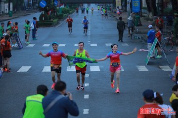 BƯỚC CHẠY CHÀO XUÂN THÀNH PHỐ QUẢNG NGÃI 2024 - Ảnh #1251409