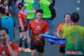 BƯỚC CHẠY CHÀO XUÂN THÀNH PHỐ QUẢNG NGÃI 2024 - Ảnh #1251402