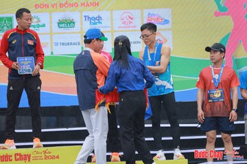 BƯỚC CHẠY CHÀO XUÂN THÀNH PHỐ QUẢNG NGÃI 2024 - Ảnh #1233263