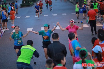 BƯỚC CHẠY CHÀO XUÂN THÀNH PHỐ QUẢNG NGÃI 2024 - Ảnh #1250678