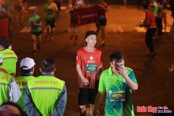 BƯỚC CHẠY CHÀO XUÂN THÀNH PHỐ QUẢNG NGÃI 2024 - Ảnh #1248361