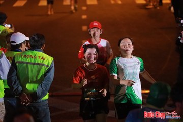 BƯỚC CHẠY CHÀO XUÂN THÀNH PHỐ QUẢNG NGÃI 2024 - Ảnh #1248302
