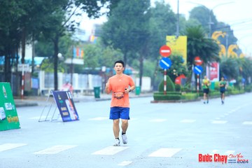 BƯỚC CHẠY CHÀO XUÂN THÀNH PHỐ QUẢNG NGÃI 2024 - Ảnh #1238329
