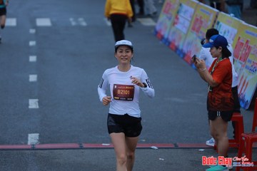 BƯỚC CHẠY CHÀO XUÂN THÀNH PHỐ QUẢNG NGÃI 2024 - Ảnh #1252036