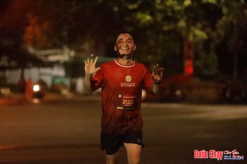 BƯỚC CHẠY CHÀO XUÂN THÀNH PHỐ QUẢNG NGÃI 2024 - Ảnh #1236522