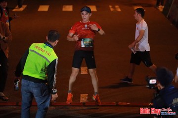 BƯỚC CHẠY CHÀO XUÂN THÀNH PHỐ QUẢNG NGÃI 2024 - Ảnh #1240899