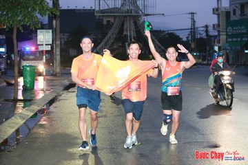 BƯỚC CHẠY CHÀO XUÂN THÀNH PHỐ QUẢNG NGÃI 2024 - Ảnh #1230191