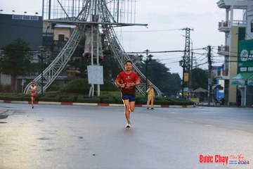 BƯỚC CHẠY CHÀO XUÂN THÀNH PHỐ QUẢNG NGÃI 2024 - Ảnh #1230384
